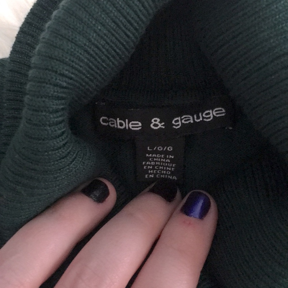 Colorblock turtleneck - Picture 3 of 3